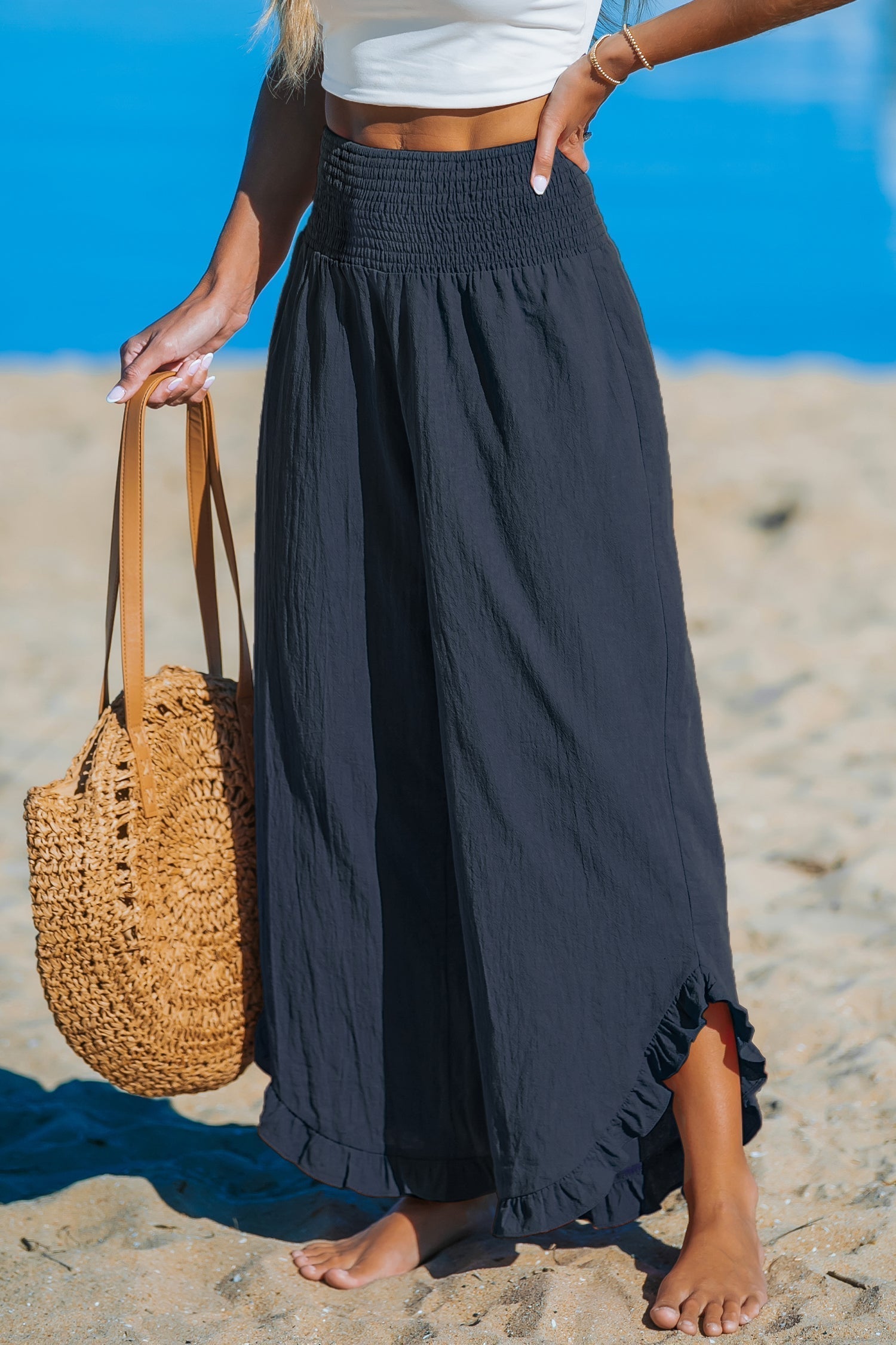 CORAL | Pantalón ancho con volantes