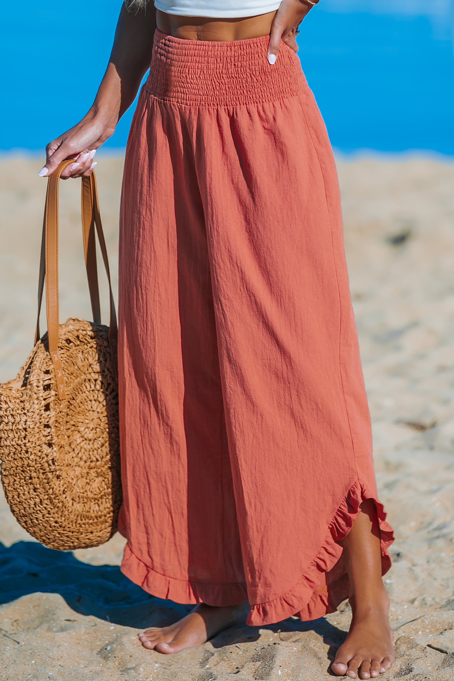 CORAL | Pantalón ancho con volantes