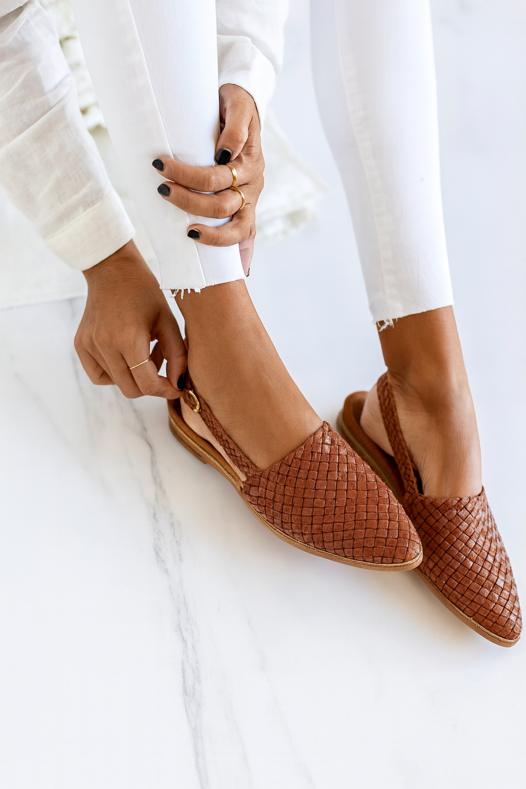 NILA | Sandalias trenzadas de temporada