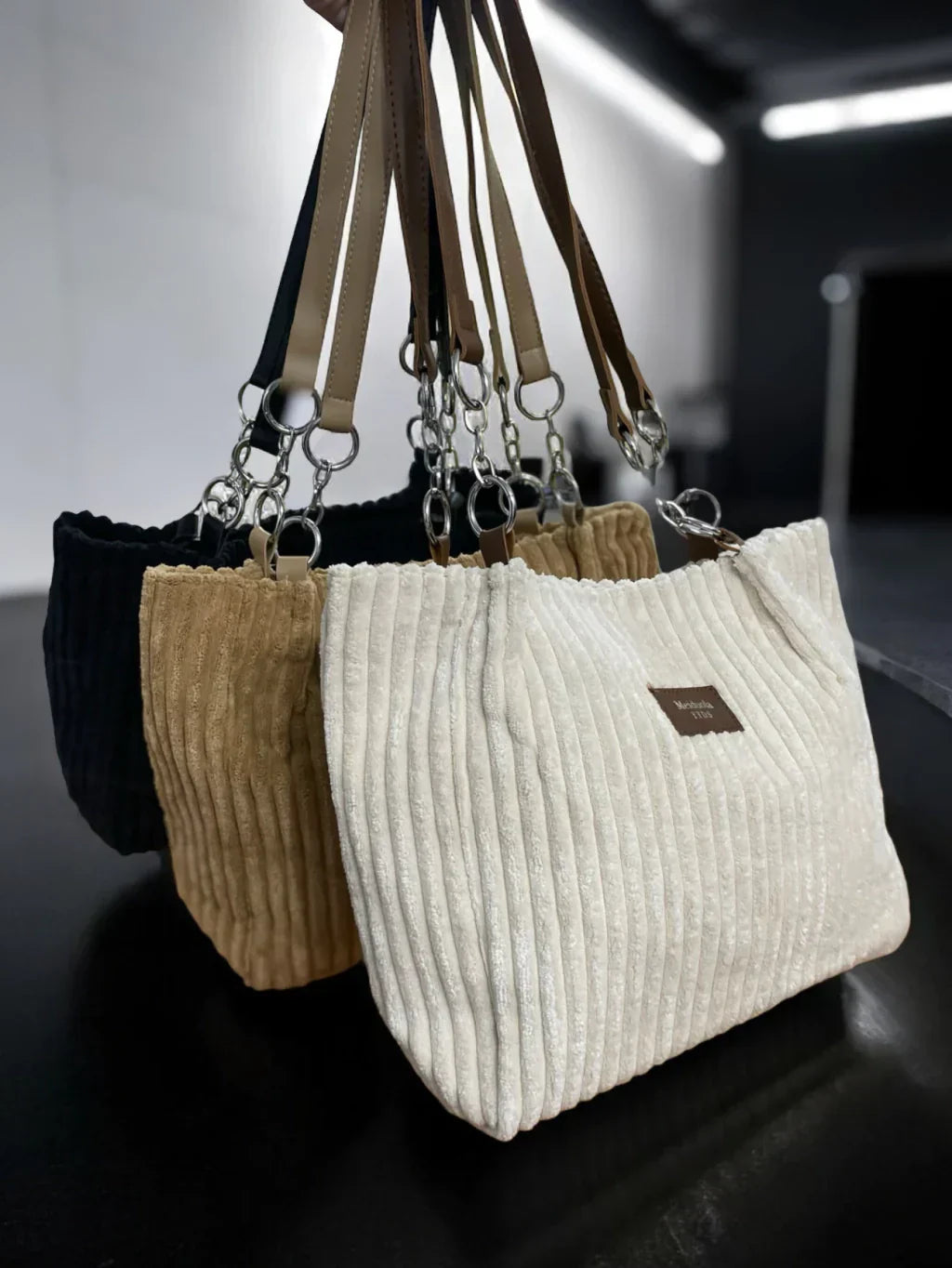PANETONE | Bolso de pana de asas dobles