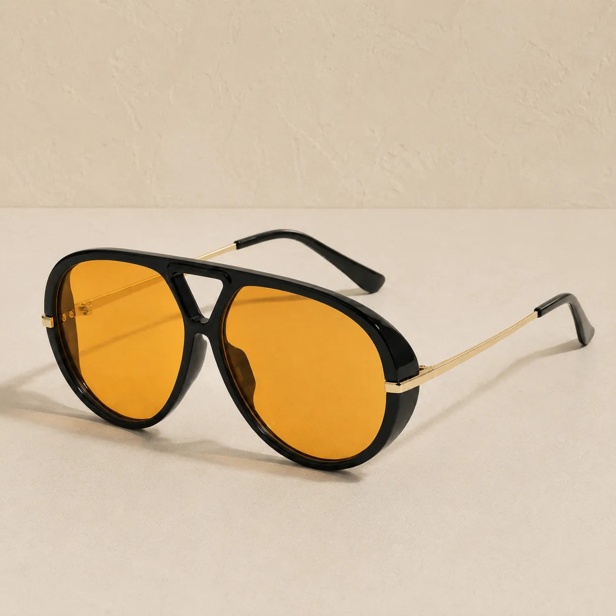 Gafas Sidney — Sofisticación con Detalles Dorados